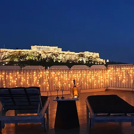 Acropolis View In The Heart Of Monastiraki
